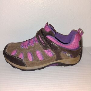 Merrell Hiking Shoes 4.5